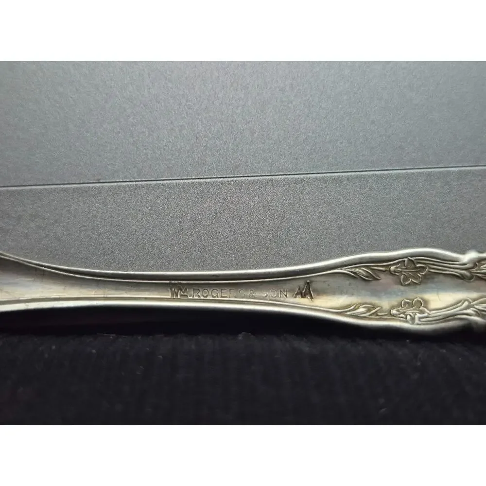 Antique WM Rogers & Sons Silver Plated 4 Pc Serving Lot Ladle Fork Berry Spoon